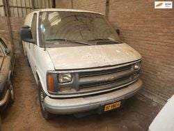 Wit Gebruikt 2002 Chevrolet Express Sedan | € 6.950