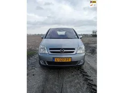 Grijs Gebruikt 2004 Opel Meriva Cosmo MPV | € 1.995
