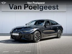 Black sapphire (donker zwart) Gebruikt 2024 BMW i4 Executive Sedan | € 51.900 (Goede deal)