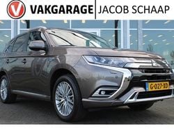 Bruin Gebruikt 2019 Mitsubishi Outlander P-HEV Intense+ SUV | € 22.899 (Eerlijke prijs)