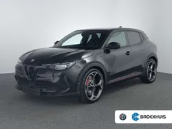 Zwart Gebruikt 2025 Alfa Romeo Junior Veloce SUV | € 51.500