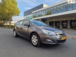 Grijs Gebruikt 2011 Opel Astra Edition Stationwagen | € 2.600 (Eerlijke prijs)