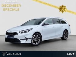 Wit Nieuw 2025 Kia Ceed Hatchback | € 29.900 (Eerlijke prijs)