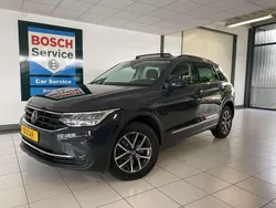Grijs Gebruikt 2022 VW Tiguan Business+ SUV | € 26.250
