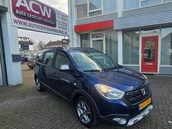 Blauw Gebruikt 2018 Dacia Lodgy Lauréate MPV | € 11.950 (Eerlijke prijs)