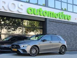Grijs Gebruikt 2020 Mercedes A250 Premium Hatchback | € 31.450 (Duur)