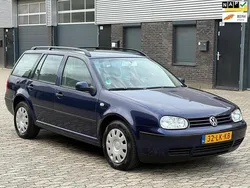 Blauw Gebruikt 2003 VW Golf IV Stationwagen | € 999 (Goede deal)