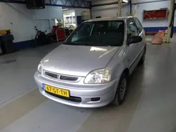 Grijs Gebruikt 2001 Honda Logo Hatchback | € 2.450