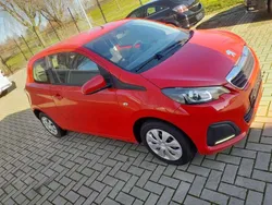 Rood Gebruikt 2014 Peugeot 108 Active Hatchback | € 4.400 (Eerlijke prijs)