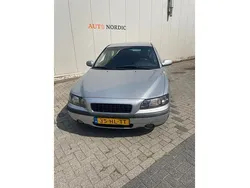 Grijs Gebruikt 2001 Volvo S60 Sedan | € 2.495 (Iets duurder)