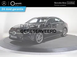 Zwart, metallic lak Gebruikt 2020 Mercedes A250 AMG Sedan | € 28.850 (Eerlijke prijs)