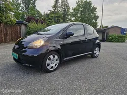 Zwart Gebruikt 2008 Toyota Aygo Hatchback | € 1.749 (Eerlijke prijs)
