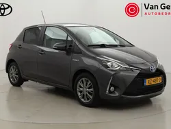Grijs Gebruikt 2019 Toyota Yaris Hybrid Hatchback | € 16.499 (Goede deal)