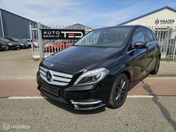 Zwart Gebruikt 2013 Mercedes B200 Prestige MPV | € 10.995 (Eerlijke prijs)