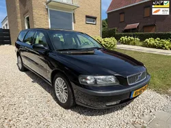 Zwart Gebruikt 2002 Volvo V70 Comfort Stationwagen | € 4.950 (Duur)