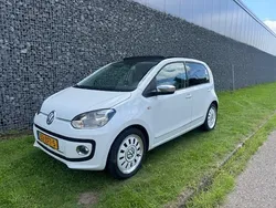 Wit Gebruikt 2012 VW up! high up! Hatchback | € 6.495 (Eerlijke prijs)