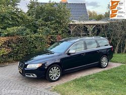 Blauw Gebruikt 2010 Volvo V70 R-Design Stationwagen | € 8.950 (Duur)