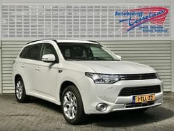 Wit Gebruikt 2014 Mitsubishi Outlander Instyle SUV | € 15.900 (Eerlijke prijs)