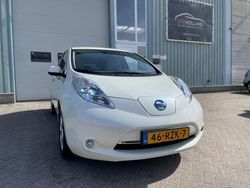 Wit Gebruikt 2011 Nissan Leaf Base Hatchback | € 4.250 (Eerlijke prijs)