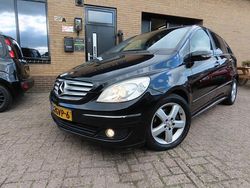 Zwart Gebruikt 2007 Mercedes B200 MPV | € 2.750