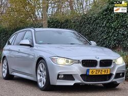 Grijs (metallic) Gebruikt 2015 BMW 330 Executive Stationwagen | € 14.999 (Duur)