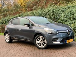 Grijs Gebruikt 2017 Renault Clio IV LIMITED Hatchback | € 9.900 (Eerlijke prijs)