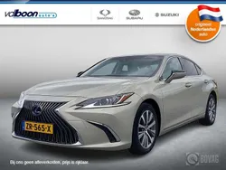 Bruin Gebruikt 2019 Lexus ES300 Business Edition Sedan | € 36.950 (Iets duurder)