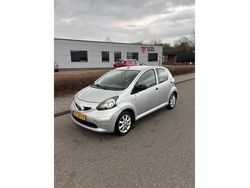 Zilver Gebruikt 2008 Toyota Aygo Hatchback | € 1.999 (Eerlijke prijs)