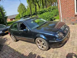 Blauw Gebruikt 2002 VW Bora Sportline Sedan | € 2.000