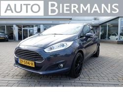 Zwart Gebruikt 2015 Ford Fiesta Titanium X Hatchback | € 9.850 (Eerlijke prijs)