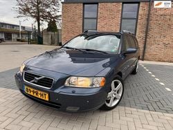 Blauw Gebruikt 2004 Volvo V70 Summum Stationwagen | € 2.995 (Super prijs)