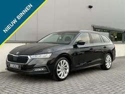 Zwart, metallic lak Gebruikt 2025 Skoda Octavia Sport Stationwagen | € 22.495