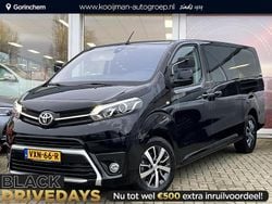 Diamond black metallic (zwart metallic) Gebruikt 2023 Toyota Proace Verso Stationwagen | € 37.900 (Super prijs)