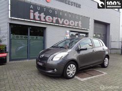 Grijs Gebruikt 2007 Toyota Yaris Sol Hatchback | € 4.850 (Eerlijke prijs)