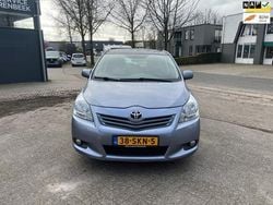 Blauw Gebruikt 2011 Toyota Verso Business Edition MPV | € 6.250 (Goede deal)