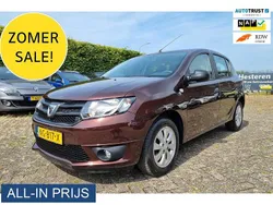 Bruin Gebruikt 2017 Dacia Sandero Ambiance Hatchback | € 4.995 (Super prijs)