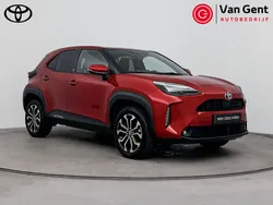 Rood Gebruikt 2023 Toyota Yaris Cross Edition SUV | € 29.999 (Eerlijke prijs)