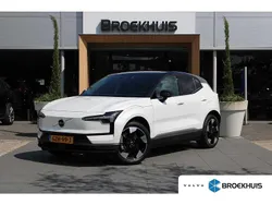 Wit, metallic lak Gebruikt 2024 Volvo EX30 Plus SUV | € 35.900 (Eerlijke prijs)