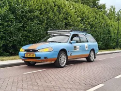 Blauw Gebruikt 2000 Ford Mondeo Ghia Stationwagen | € 1.995