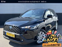 Zwart Gebruikt 2023 Toyota Corolla Cross Active SUV | € 32.899 (Goede deal)