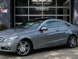 Grijs Gebruikt 2009 Mercedes E500 Avantgarde Coupé | € 19.950
