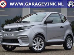 Grijs, metallic lak Gebruikt 2024 Aixam City Pack Hatchback | € 15.162