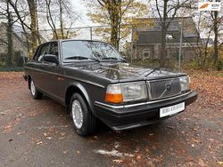 Grijs Gebruikt 1990 Volvo 240 Sedan | € 19.950