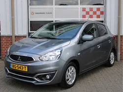 Grijs Gebruikt 2017 Mitsubishi Space Star Intense Hatchback | € 11.995 (Eerlijke prijs)