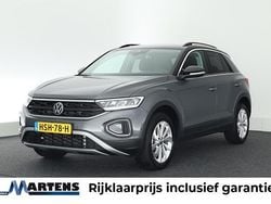 Grijs Gebruikt 2025 VW T-Roc Edition SUV | € 34.949 (Eerlijke prijs)