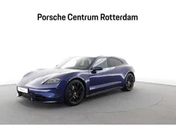 Gentiaanblauw metallic Gebruikt 2024 Porsche Taycan Sport Turismo Sedan | € 96.900 (Iets duurder)