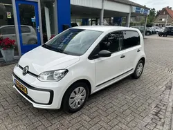 Wit Gebruikt 2019 VW up! take up! Hatchback | € 9.950 (Eerlijke prijs)