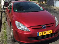 Rood Gebruikt 2005 Peugeot 307 CC Cabriolet | € 2.250 (Goede deal)