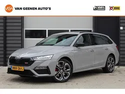 Grijs, metallic lak Gebruikt 2021 Skoda Octavia RS Stationwagen | € 27.950 (Eerlijke prijs)