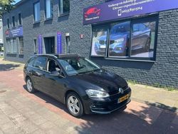Zwart Gebruikt 2015 VW Golf VII Highline Stationwagen | € 9.450 (Eerlijke prijs)